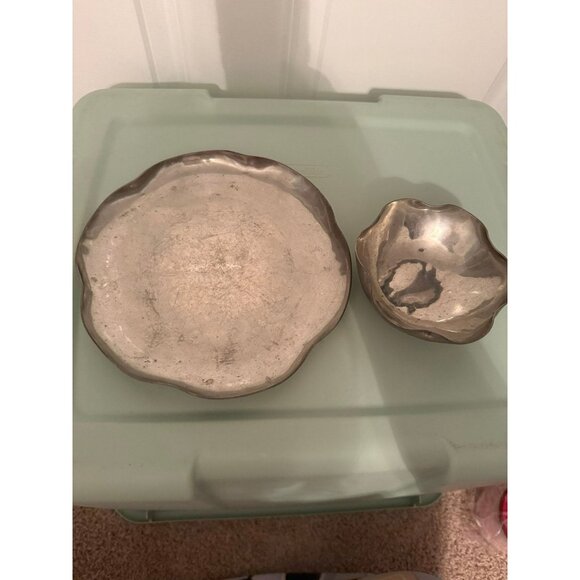 Vintage Nutmeg Pewter SWR | Scalloped Bowl and Plate Set - Picture 4 of 10